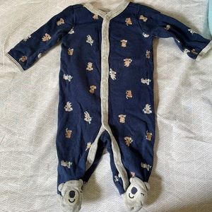 Gently used footie jammies